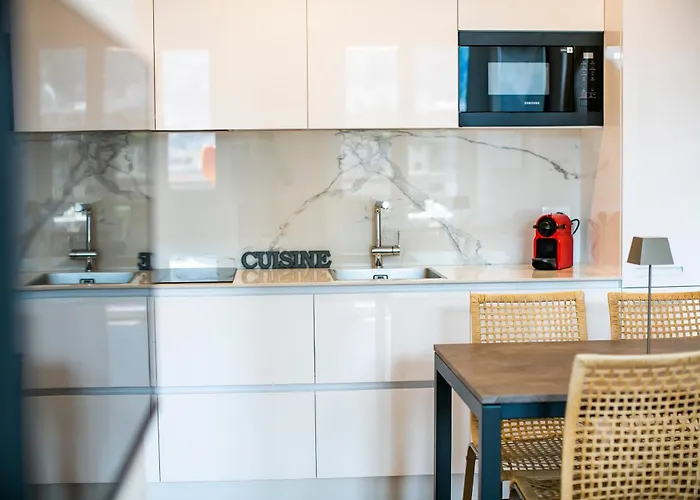 Comolakesuite * קומו