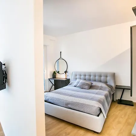 Apartament Comolakesuite *